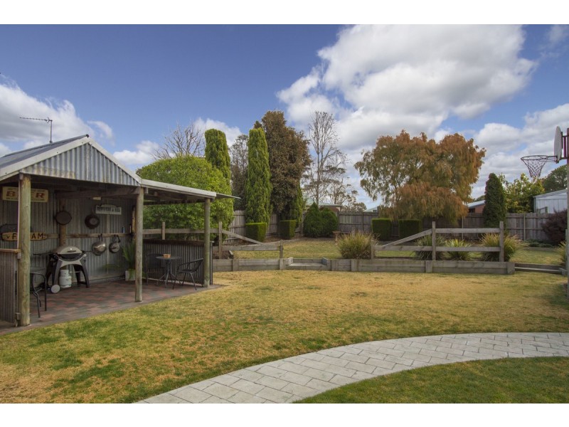 25 Fitzroy Street, Stratford VIC 3862