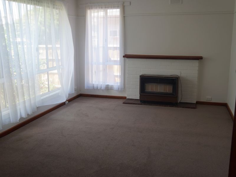 6 Hagenauer Street, Sale VIC 3850