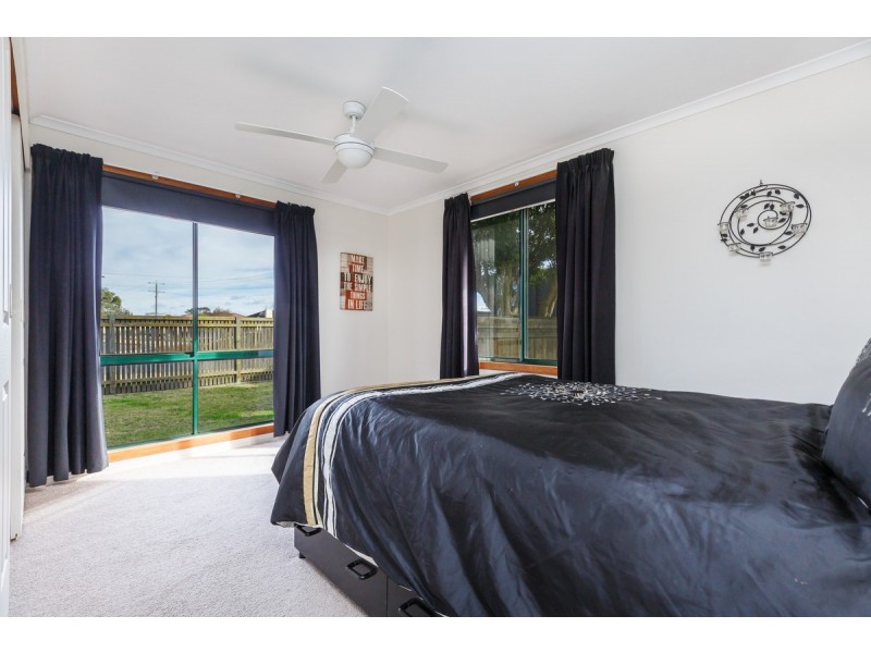 194 Guthridge Parade, Sale VIC 3850