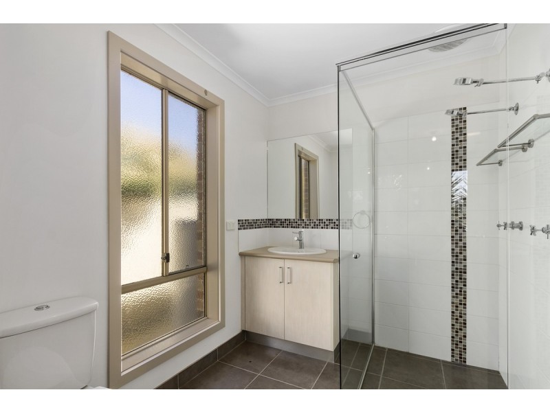 7 Gilchrist Court, Stratford VIC 3862