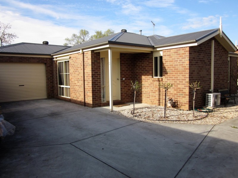 2/74 Guthridge Parade, Sale VIC 3850