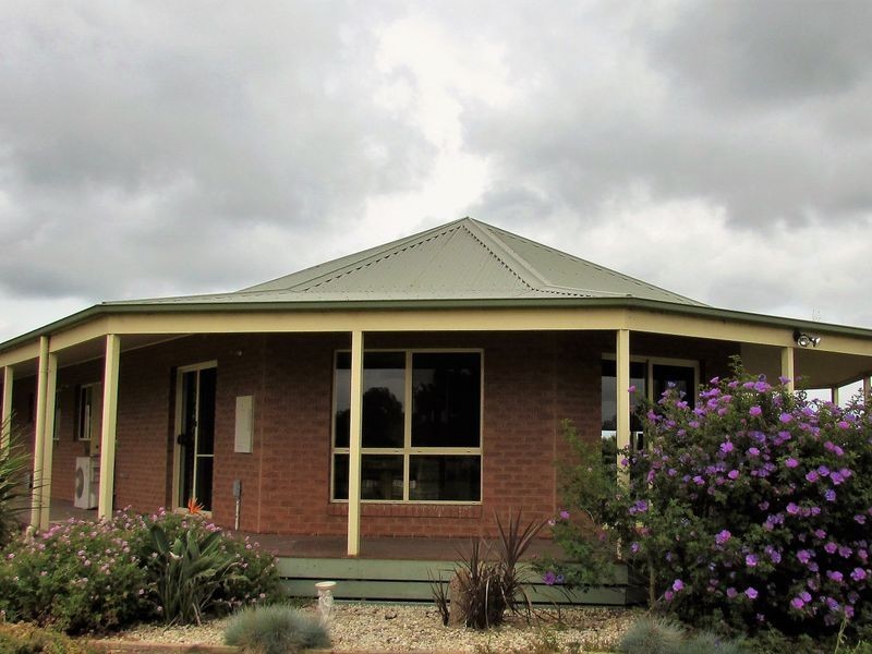 153 Grassdale Road, Sale VIC 3850