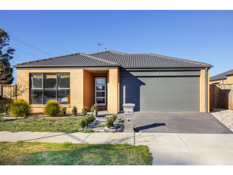 3 Ruthberg Drive, Sale VIC 3850