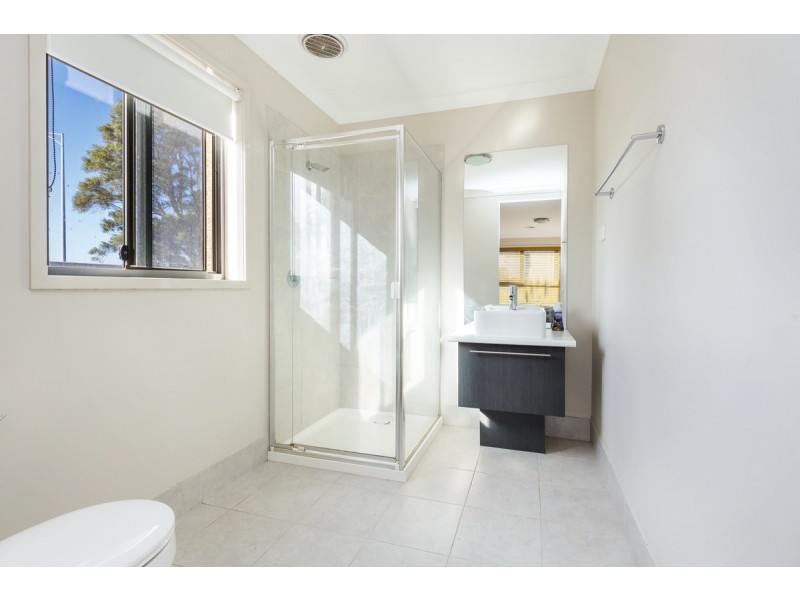 3 Ruthberg Drive, Sale VIC 3850