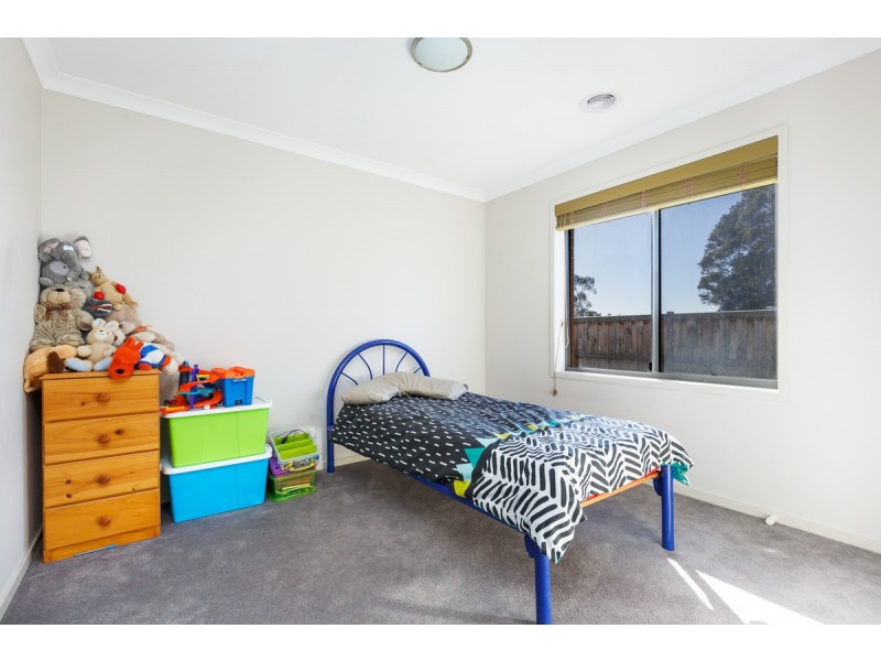 3 Ruthberg Drive, Sale VIC 3850