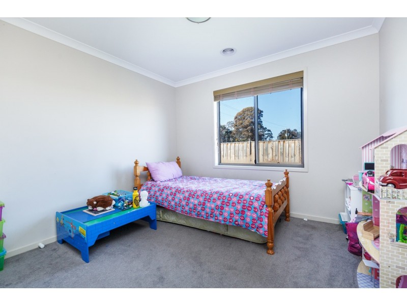 3 Ruthberg Drive, Sale VIC 3850