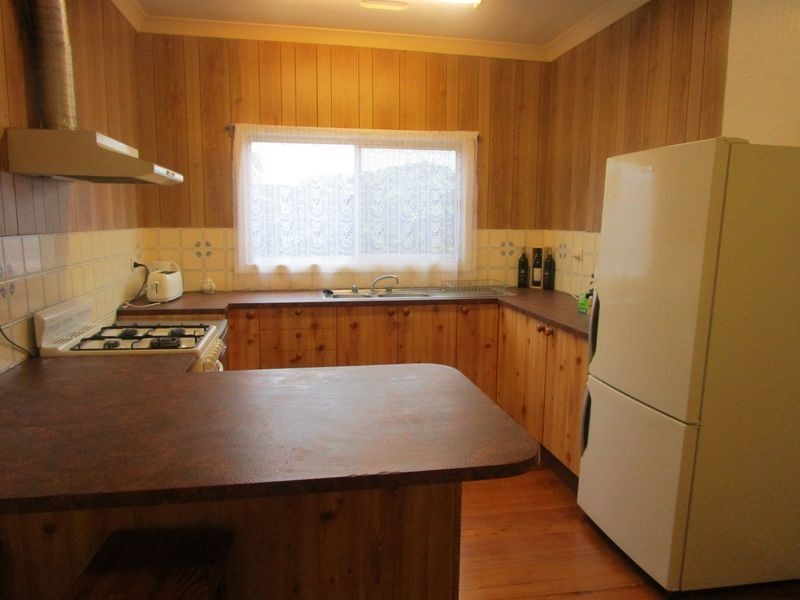 219 Guthridge Pde, Sale VIC 3850