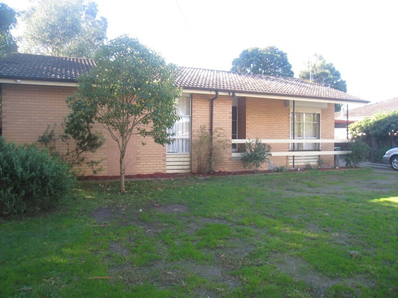 15 Treloar Street, Sale VIC 3850