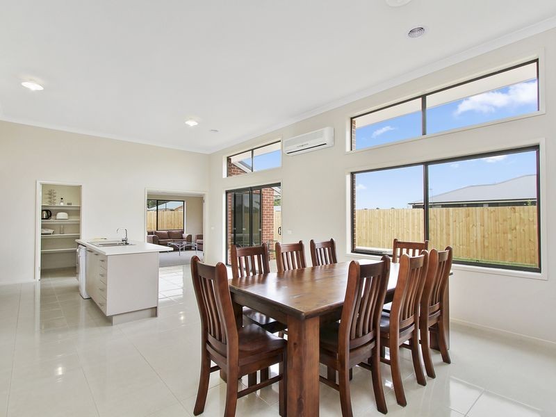 18 Billabong Avenue, Sale VIC 3850