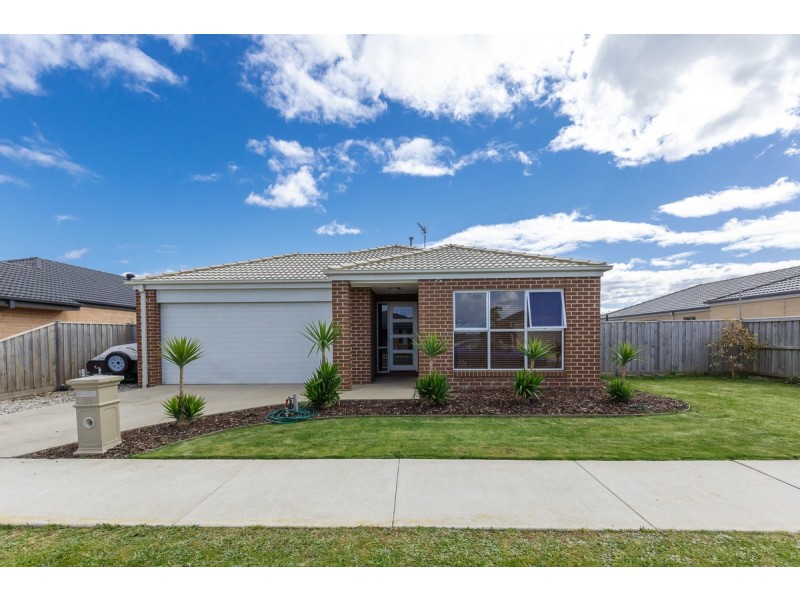 22 Ruthberg Drive, Sale VIC 3850