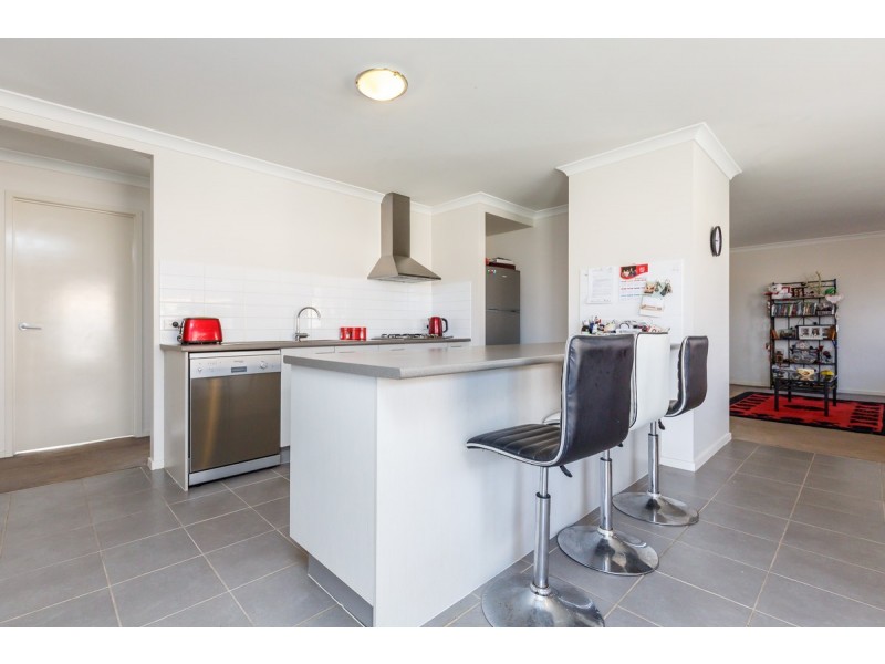 22 Ruthberg Drive, Sale VIC 3850