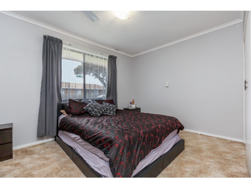 1/10-12 Glass Street, Sale VIC 3850