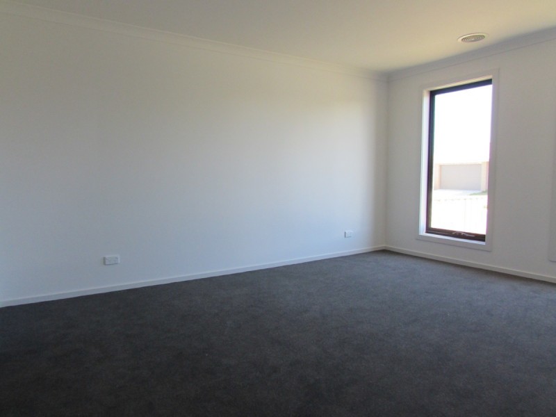 7 Billabong Avenue, Sale VIC 3850