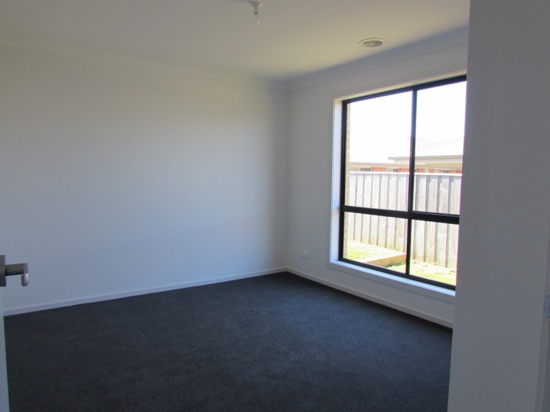 7 Billabong Avenue, Sale VIC 3850