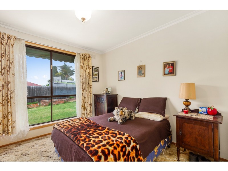 1 Julie Court, Sale VIC 3850