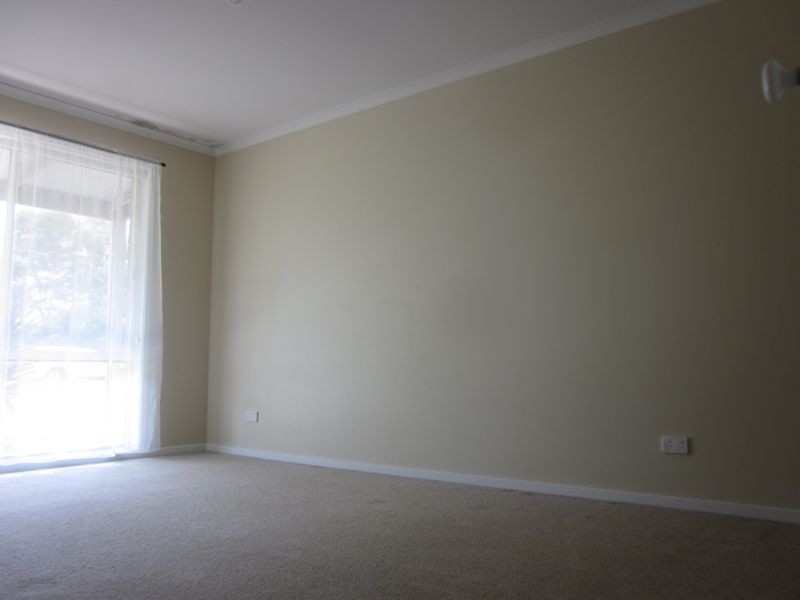 13 LLowalong Road, Stratford VIC 3862