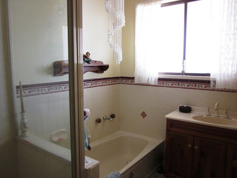 11 Davis Street, Stratford VIC 3862