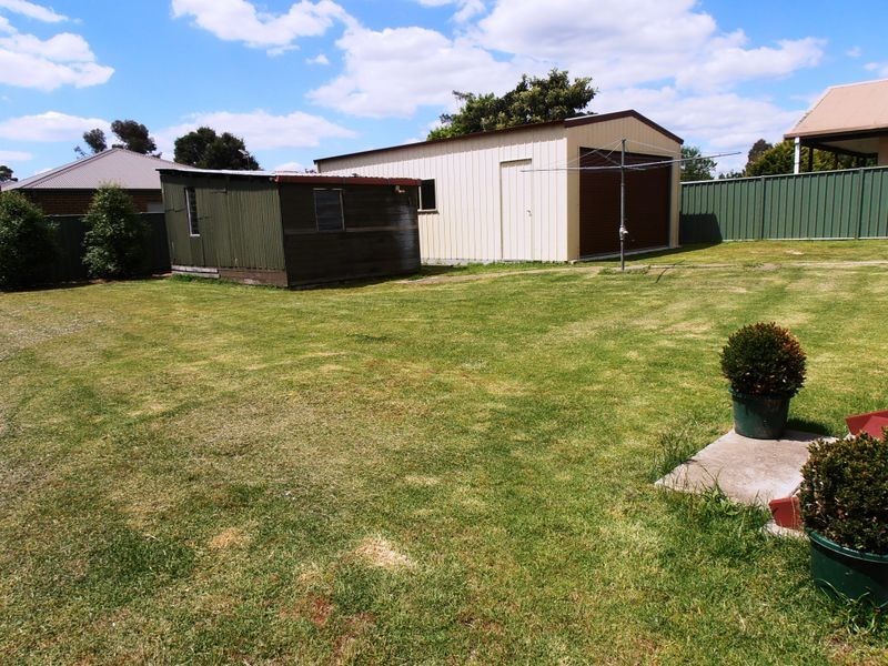 13 Niel Street, Stratford VIC 3862
