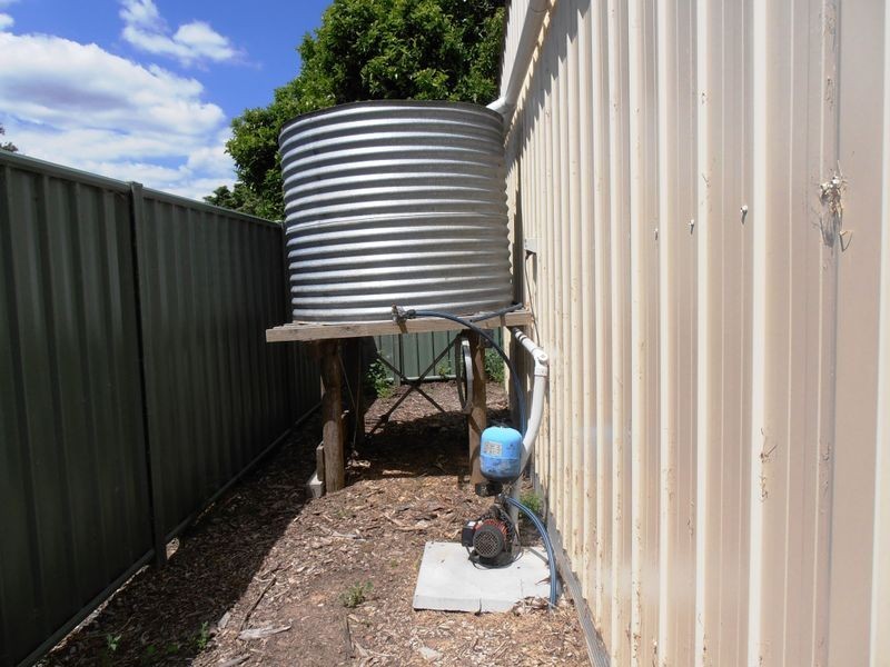 13 Niel Street, Stratford VIC 3862