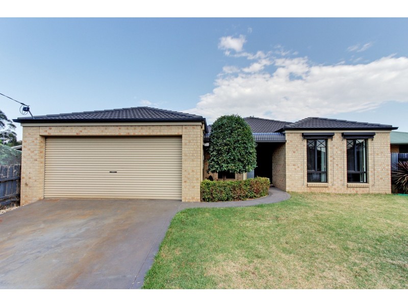 4 Blanks Court, Wurruk VIC 3850