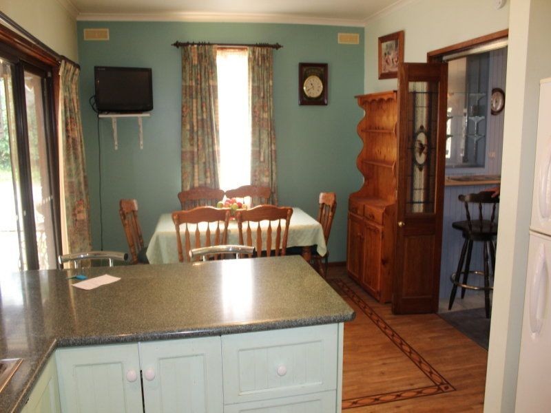 234 Seaspray Road, Longford VIC 3851