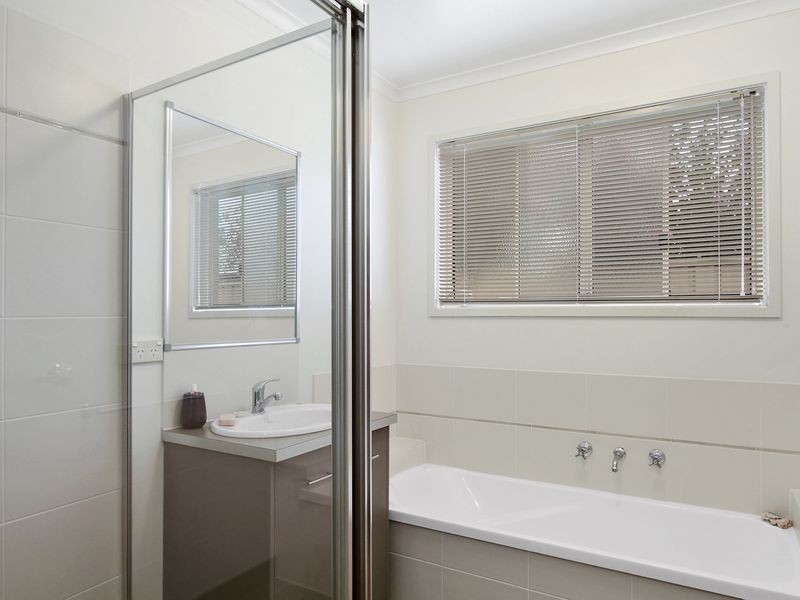 2/1C Duke Street, Maffra VIC 3860