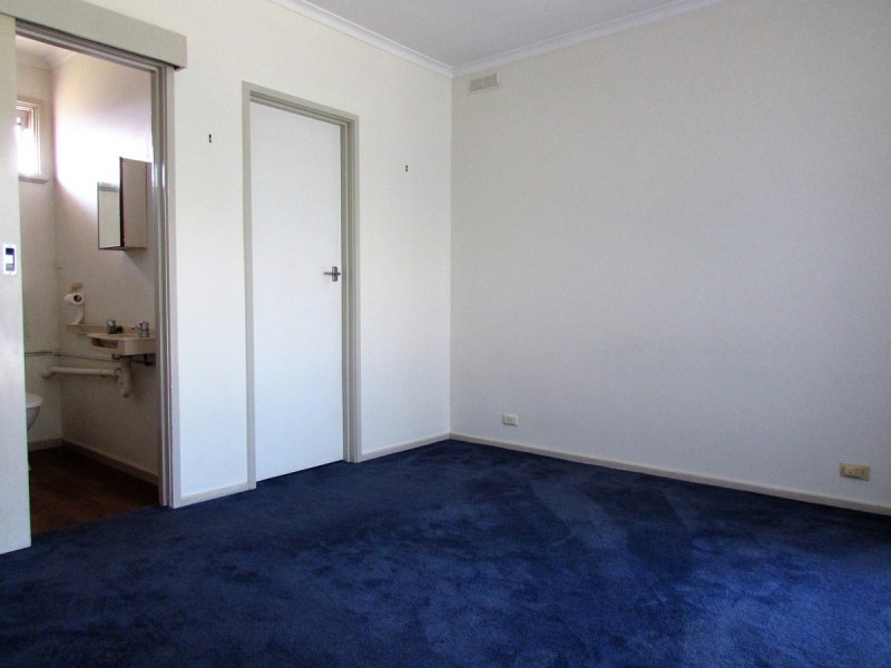 4 Sandra Court, Sale VIC 3850