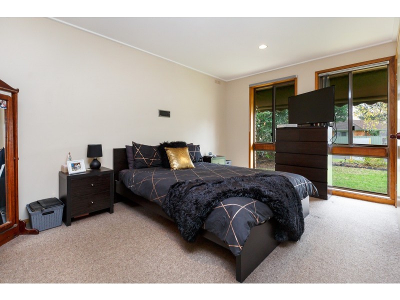 6 McDonald Court, Sale VIC 3850