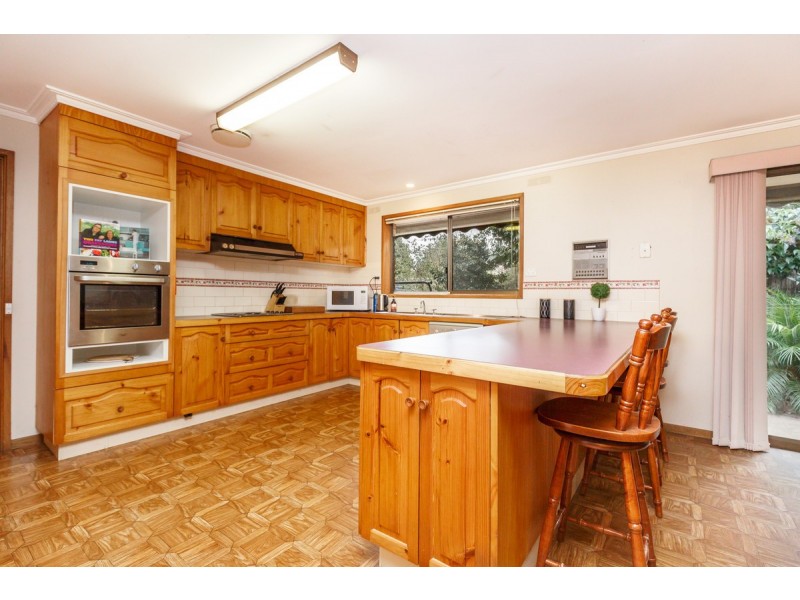 6 McDonald Court, Sale VIC 3850