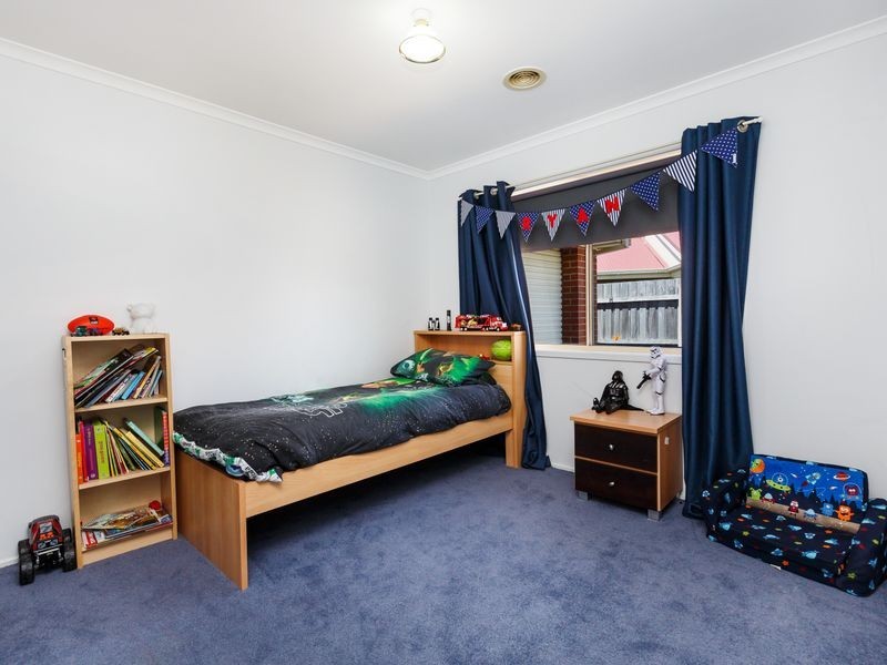 3 Pelican Court, Sale VIC 3850