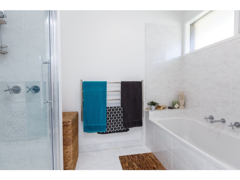 1A Marcus Court, Sale VIC 3850