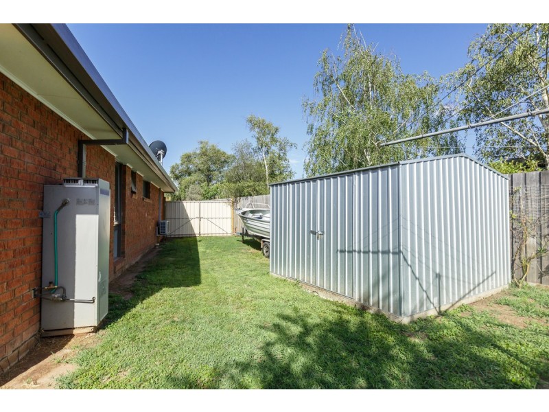 1A Marcus Court, Sale VIC 3850