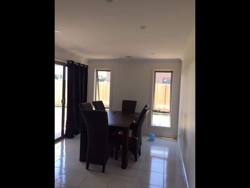 16 Relph Ave, Sale VIC 3850