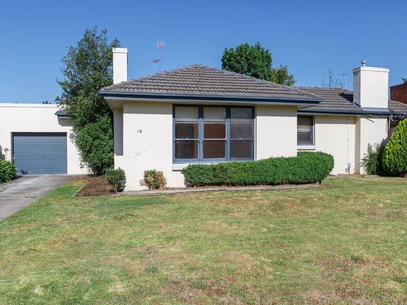 63 Barkly Street, Sale VIC 3850