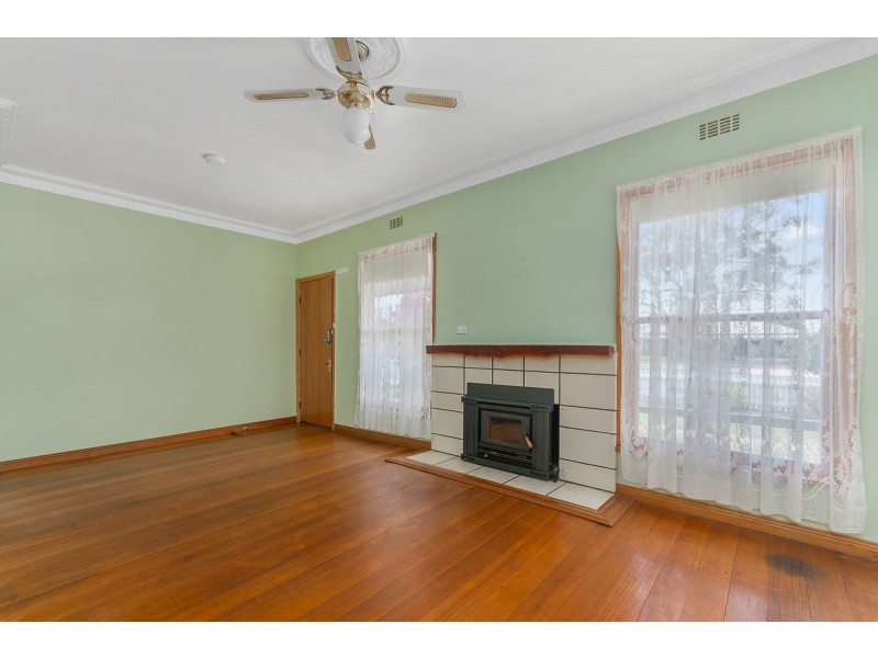28 Blackburn Street, Stratford VIC 3862