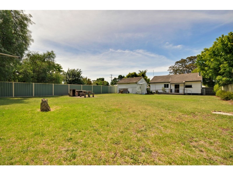 28 Blackburn Street, Stratford VIC 3862