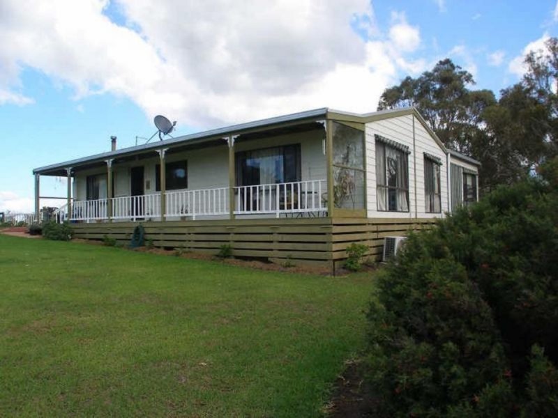 13 Pinetree Court, Seaspray VIC 3851