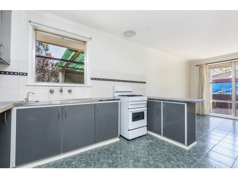 15 Treloar Street, Sale VIC 3850