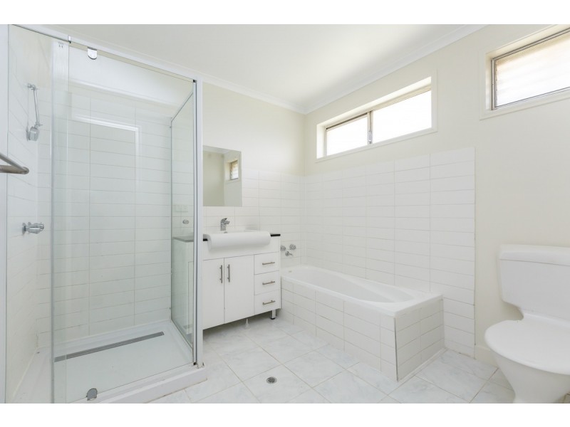 15 Treloar Street, Sale VIC 3850