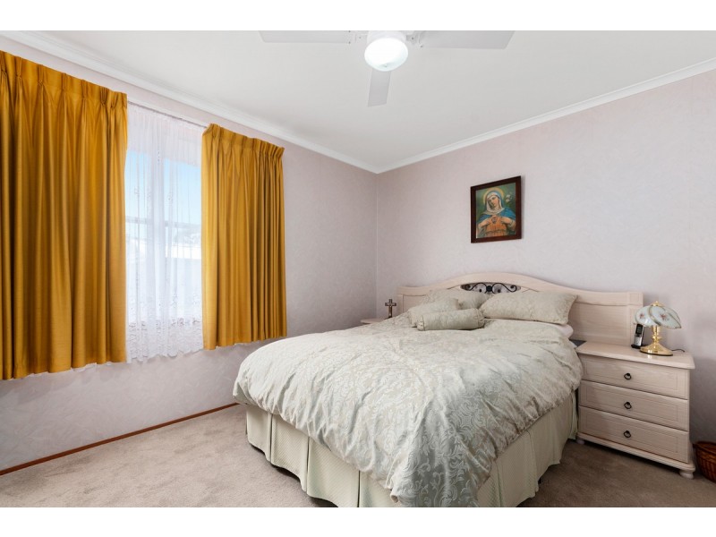 240 Guthridge Parade, Sale VIC 3850