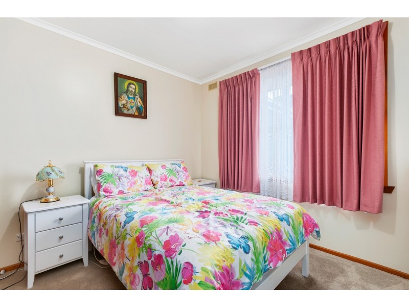 240 Guthridge Parade, Sale VIC 3850
