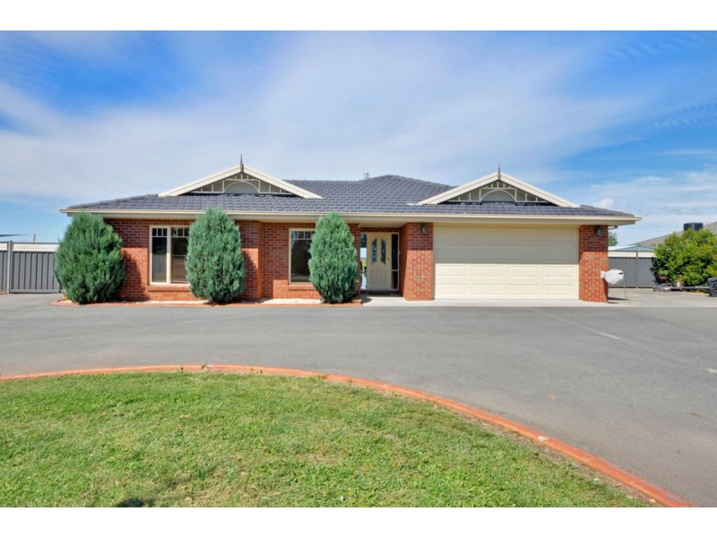 1 Sarah Court, Wurruk VIC 3850