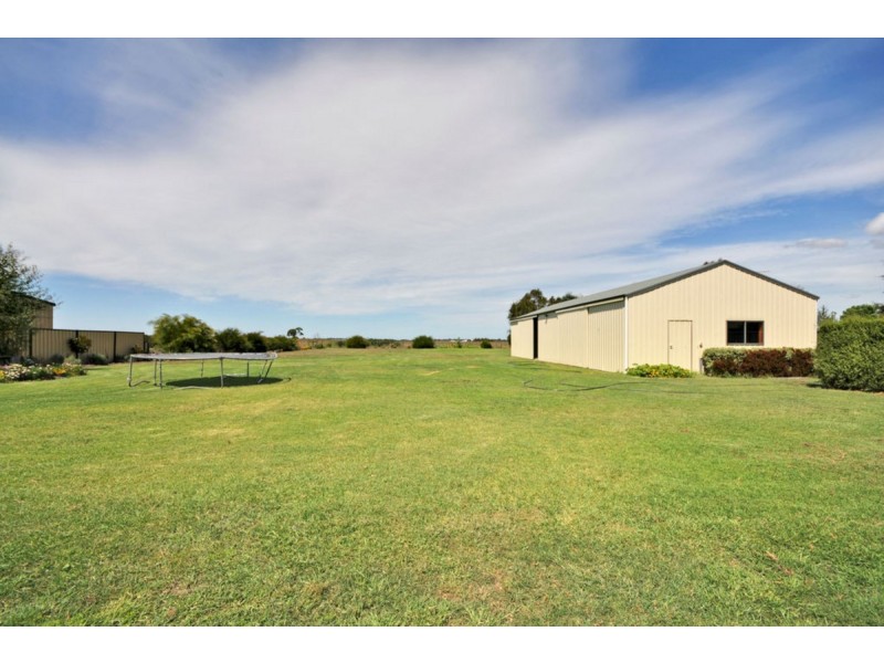 1 Sarah Court, Wurruk VIC 3850