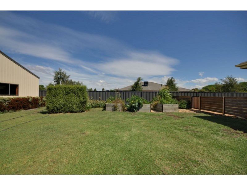 1 Sarah Court, Wurruk VIC 3850