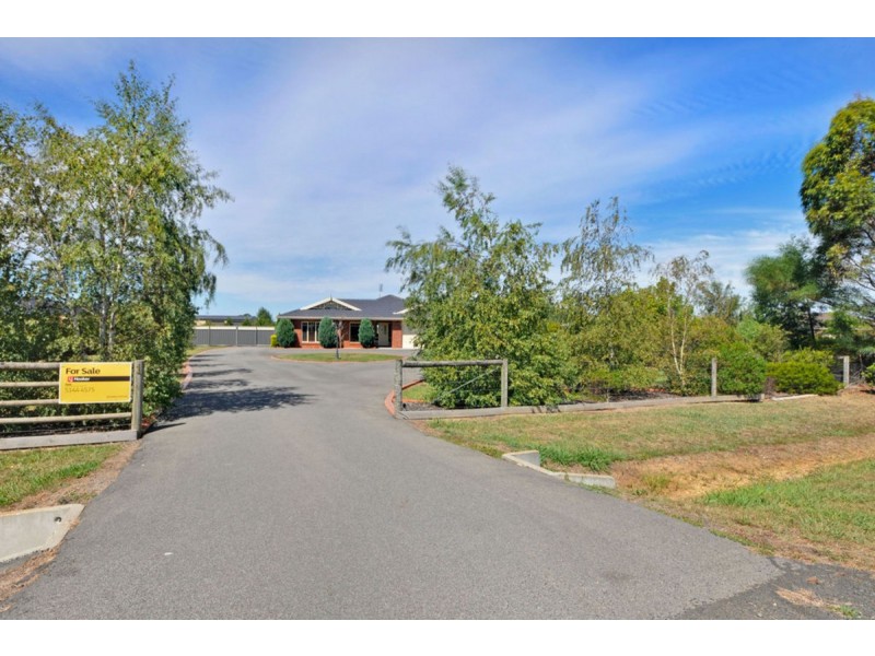 1 Sarah Court, Wurruk VIC 3850