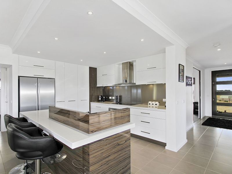 66 Cardice Drive, Stratford VIC 3862