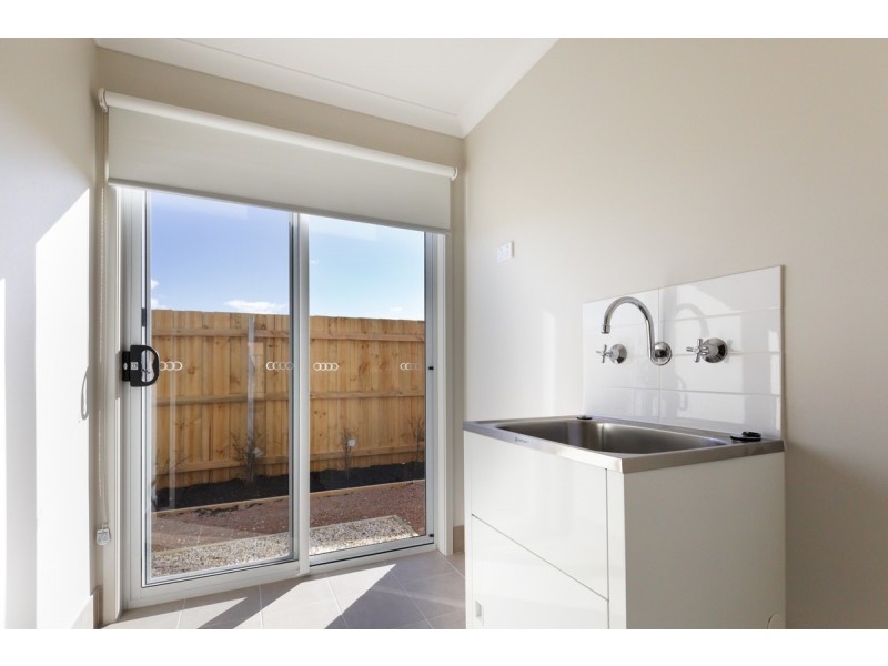 97 Hobson Street, Stratford VIC 3862