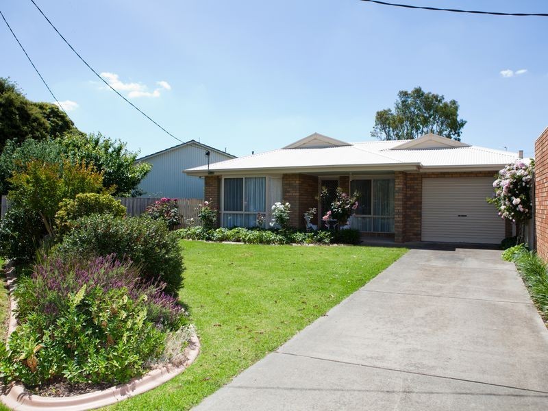 52B Ross Street, Sale VIC 3850