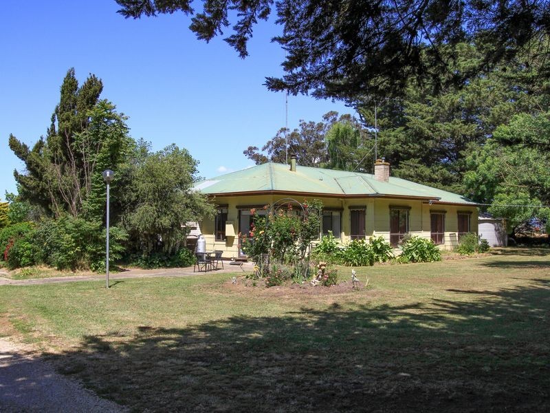 835 Maffra Rosedale Road, Nambrok VIC 3847