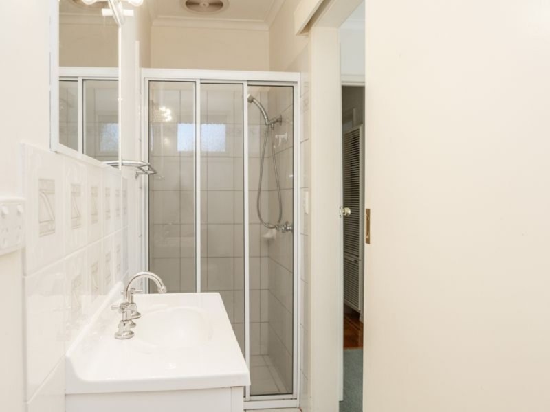 8 Julie Court, Sale VIC 3850